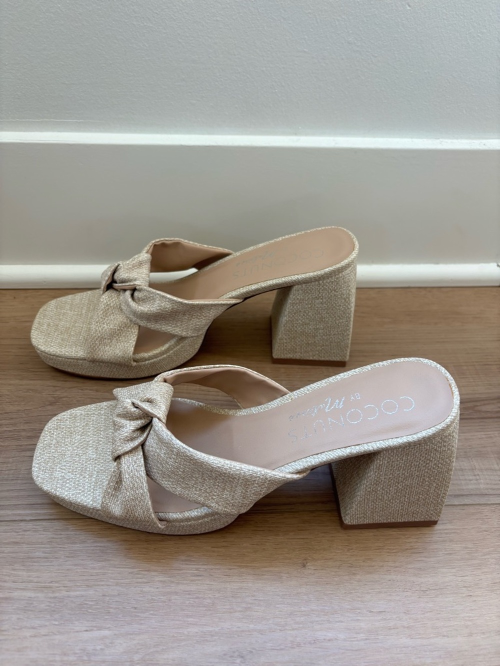 Coconuts by Matisse Natural Knot Platform Block Heels Size 9 - Picture 9 of 10
